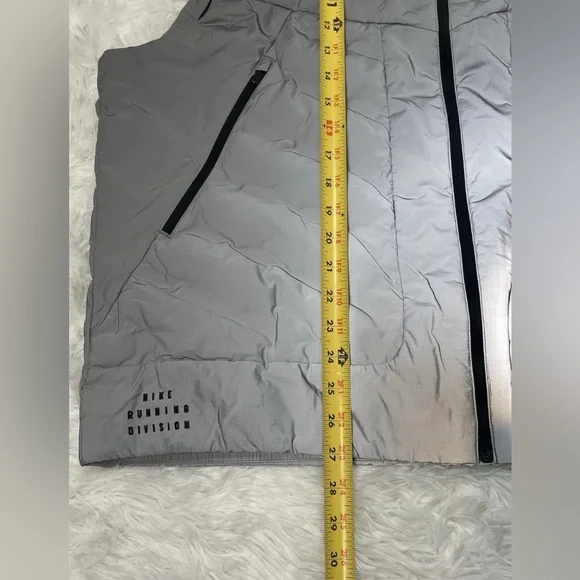 Nike Therma-Fit ADV Reflective Silver Running Vest Mens Size XXL 2XL FZ1131 New - Picture 14 of 14